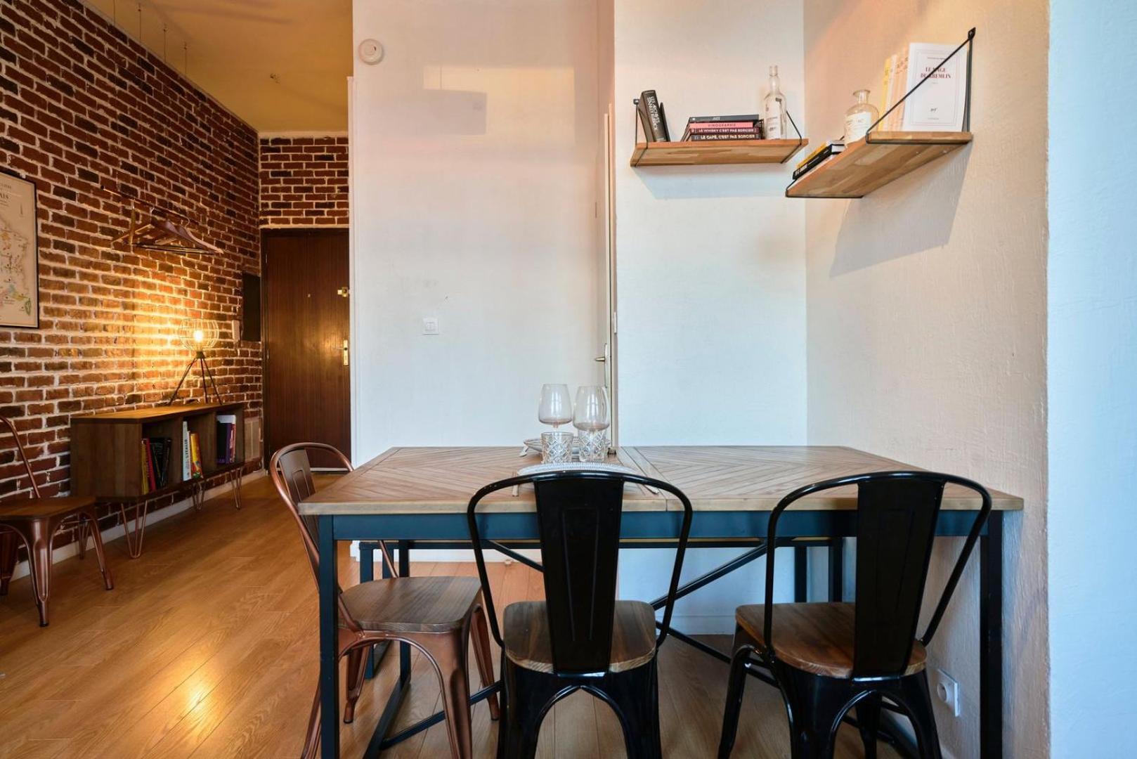 1 Bedroom Apartment Near Metro, Shops & Schools ลีลล์ ภายนอก รูปภาพ