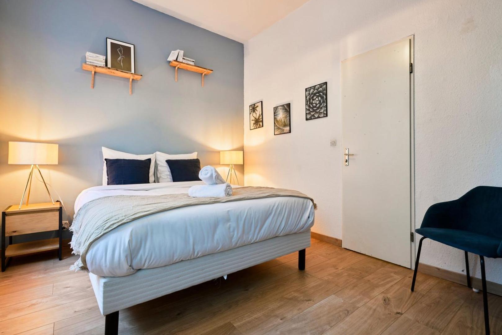 1 Bedroom Apartment Near Metro, Shops & Schools ลีลล์ ภายนอก รูปภาพ