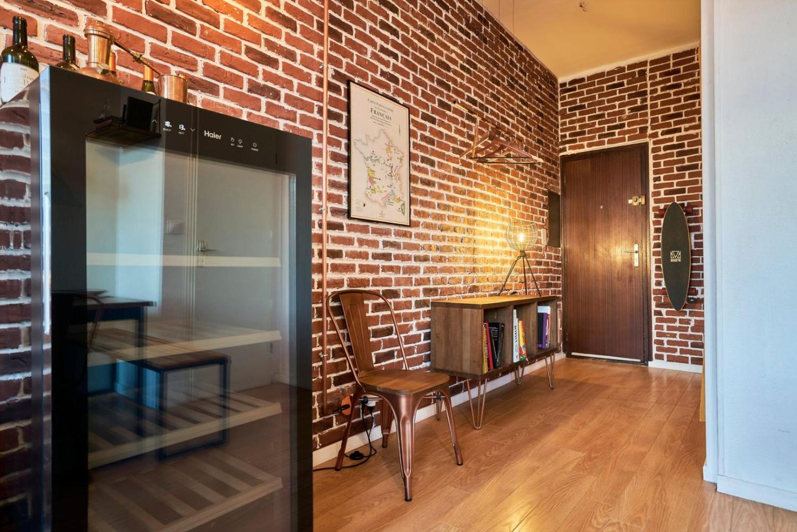 1 Bedroom Apartment Near Metro, Shops & Schools ลีลล์ ภายนอก รูปภาพ